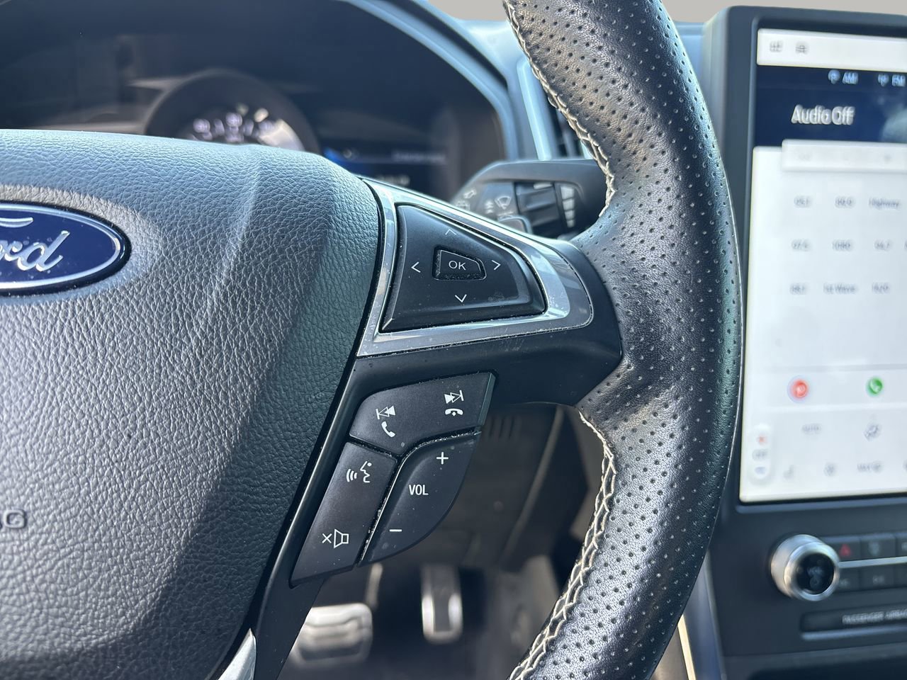 Certified 2023 Ford Edge ST w/ Cargo Accessory Package image 20