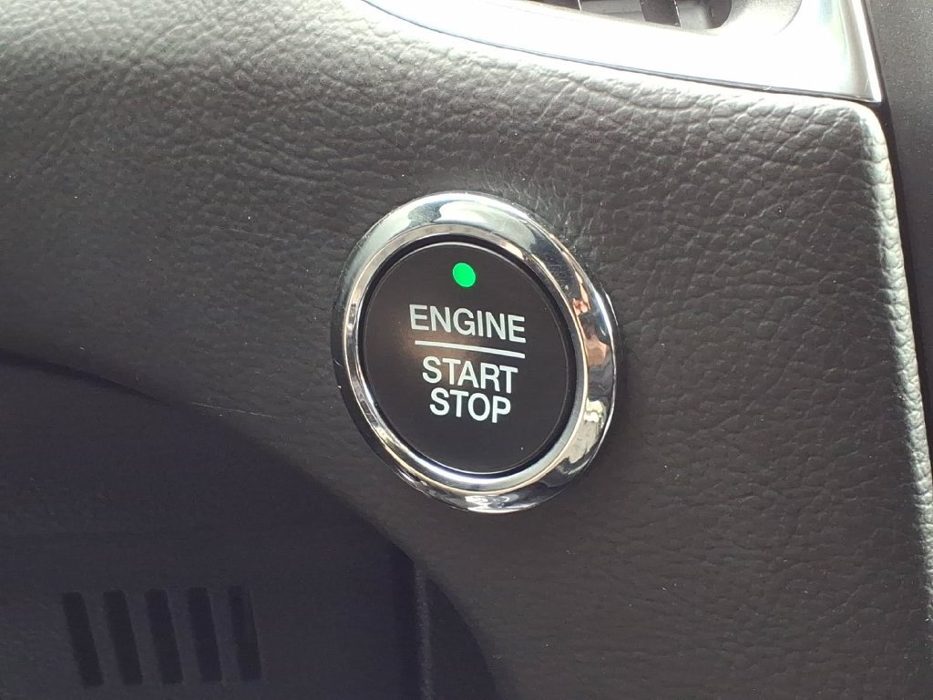 Certified 2024 Ford Edge Titanium AWD/4WD image 25