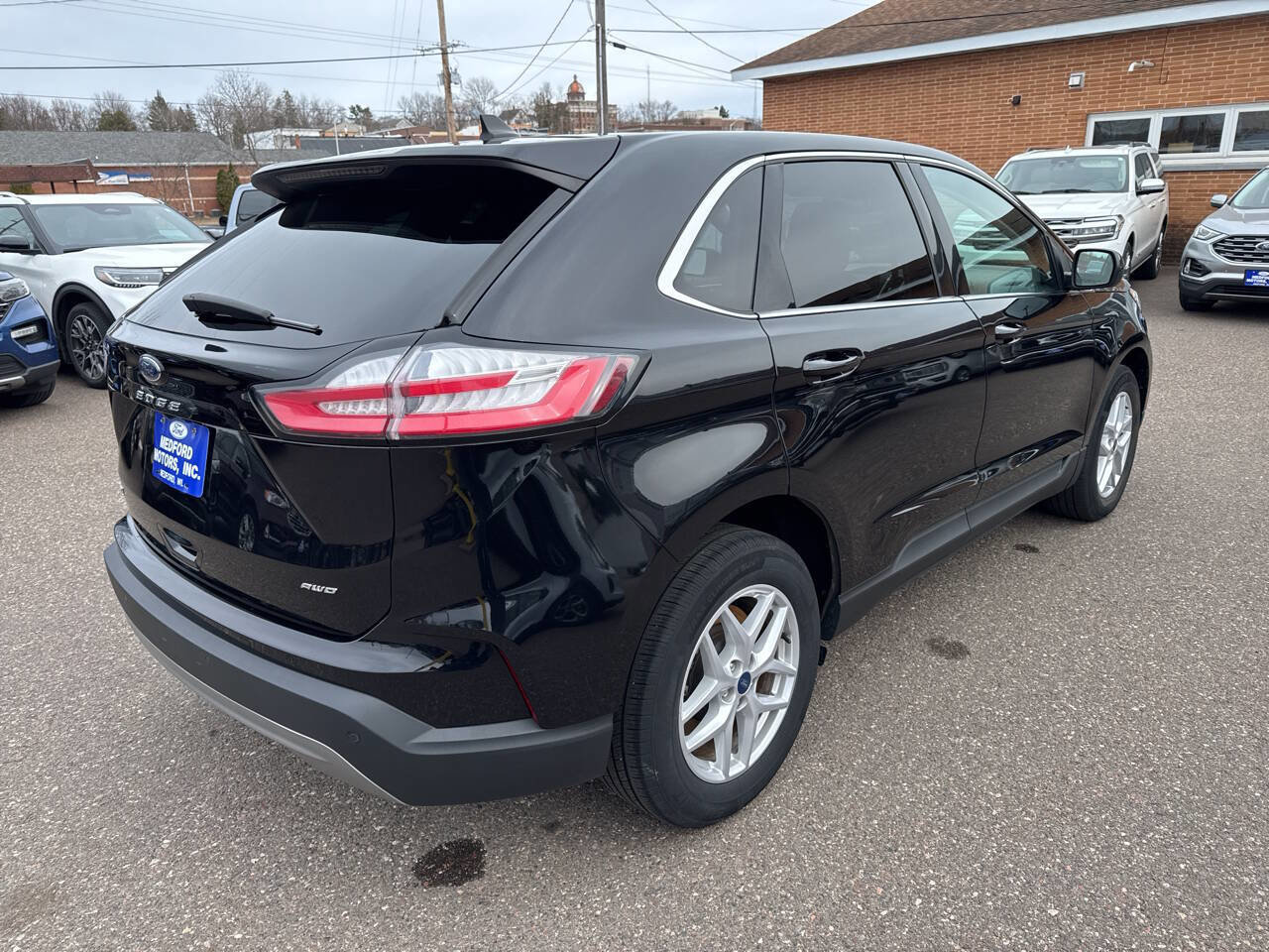 Certified 2024 Ford Edge SEL AWD/4WD image 6