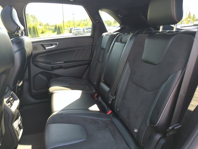 Certified 2019 Ford Edge ST w/ Equipment Group 401A AWD/4WD image 26