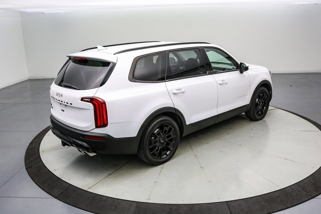 Used 2022 Kia Telluride EX w/ EX Premium Package image 5