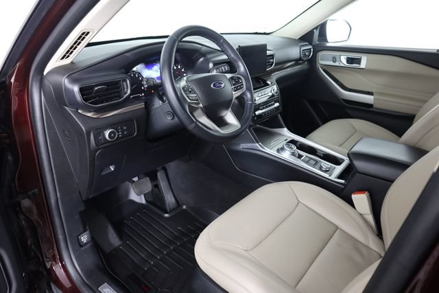 Certified 2022 Ford Explorer Limited AWD/4WD image 29
