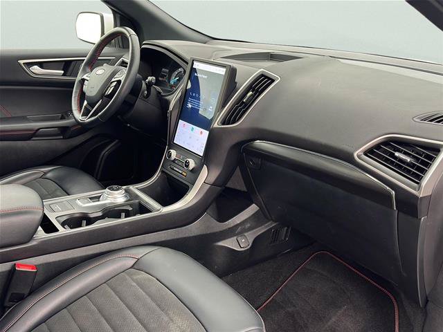 Certified 2024 Ford Edge ST-Line AWD/4WD image 13