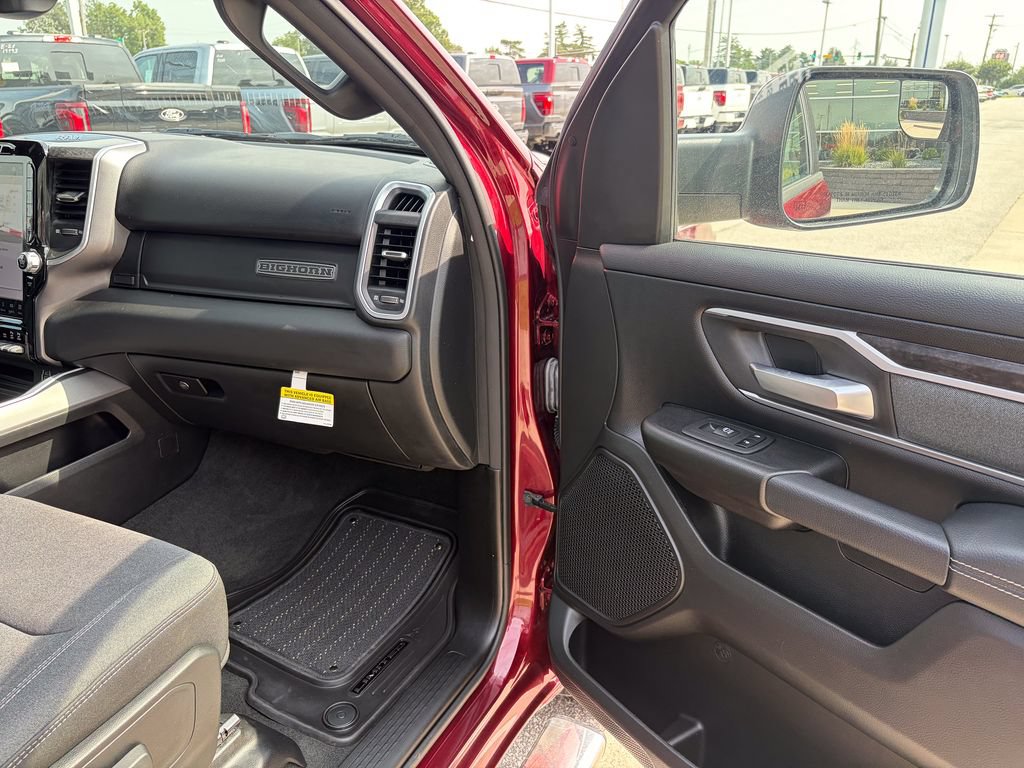 Used 2023 RAM 1500 Big Horn AWD/4WD image 17