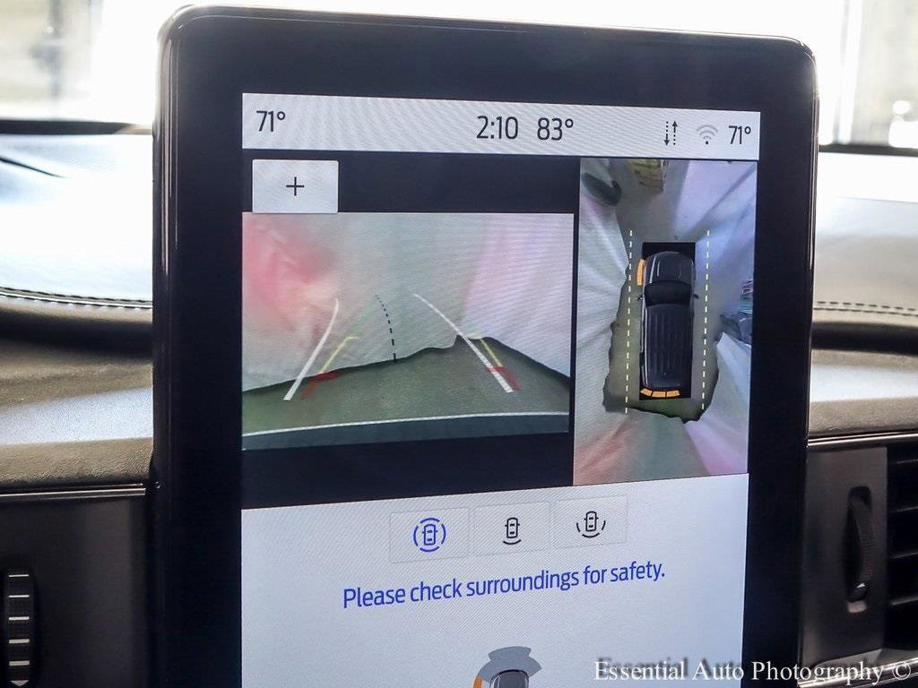 Certified 2022 Ford Explorer Platinum w/ Equipment Group 601A image 19