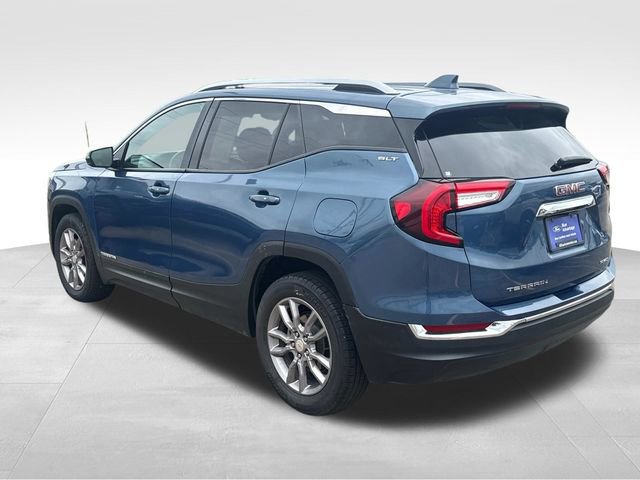 Used 2024 GMC Terrain SLT AWD/4WD image 8