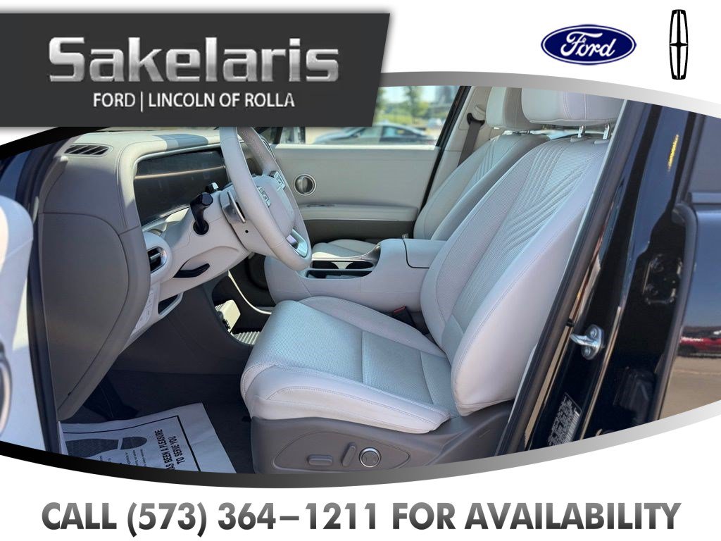 Used 2026 Hyundai Palisade SEL FWD image 12
