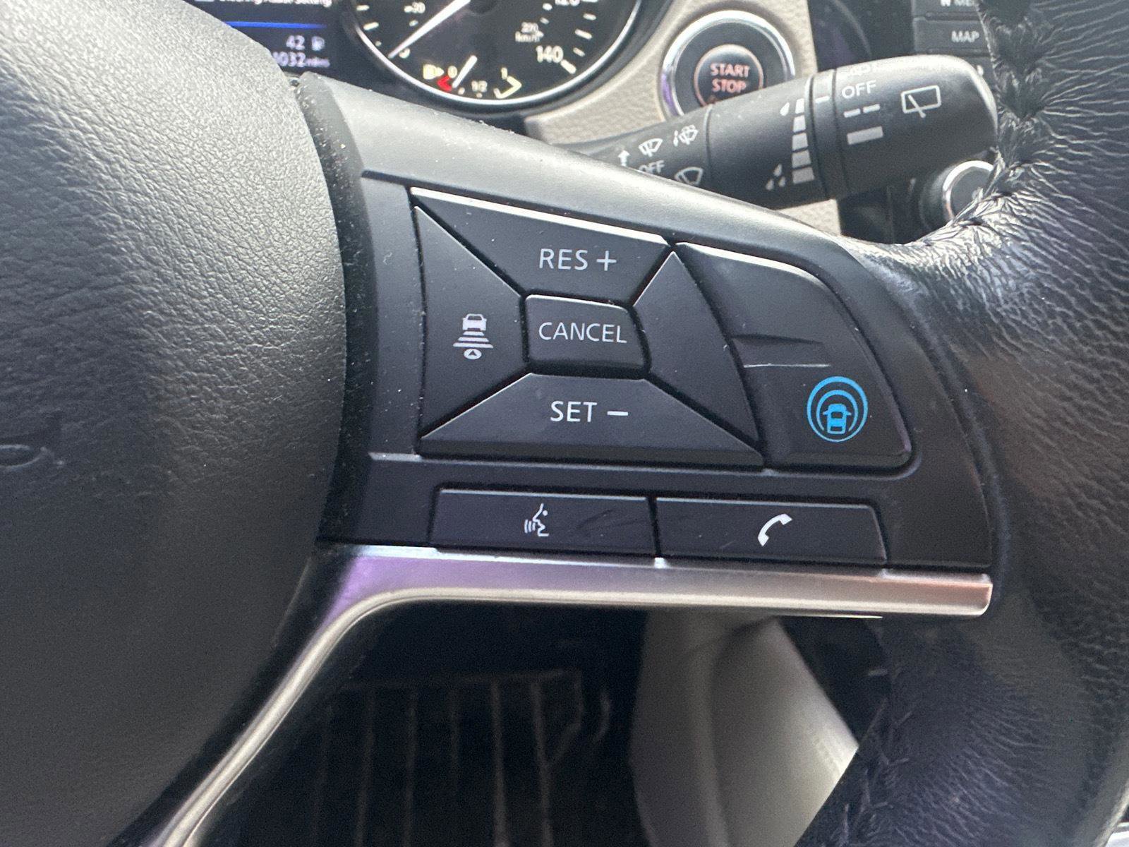 Used 2019 Nissan Rogue Sport SL w/ Premium Package image 17