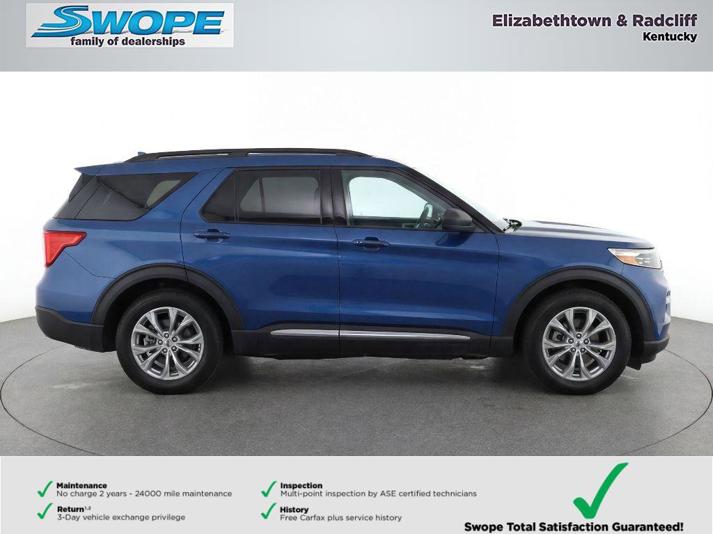 Certified 2022 Ford Explorer XLT w/ Equipment Group 202A AWD/4WD image 2