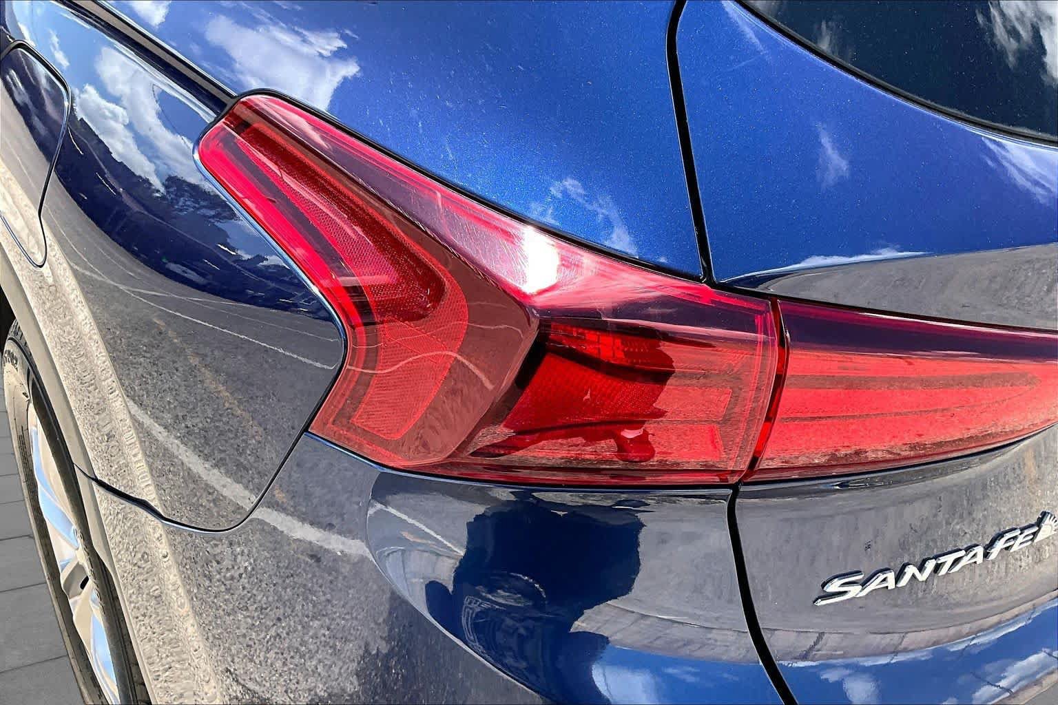 Used 2019 Hyundai Santa Fe SE FWD image 28