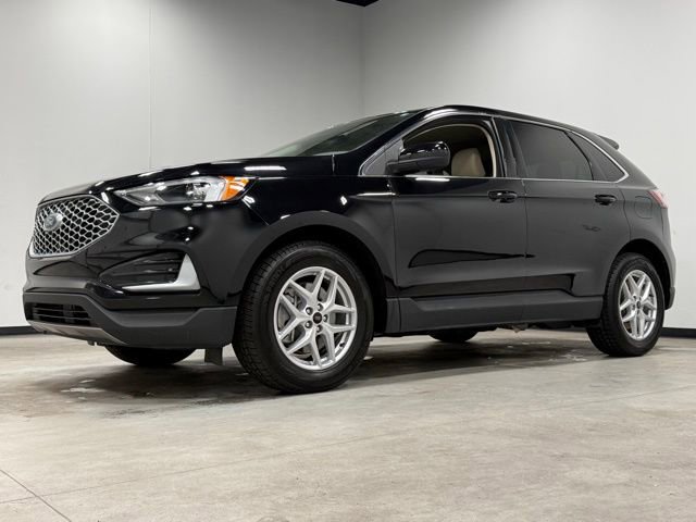 Certified 2024 Ford Edge SEL AWD/4WD image 5
