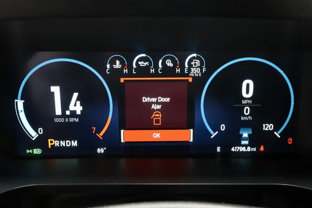 Certified 2022 Ford F150 Lariat w/ Equipment Group 502A High image 30