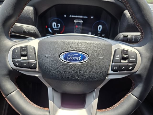 Certified 2025 Ford Explorer Active AWD/4WD image 27