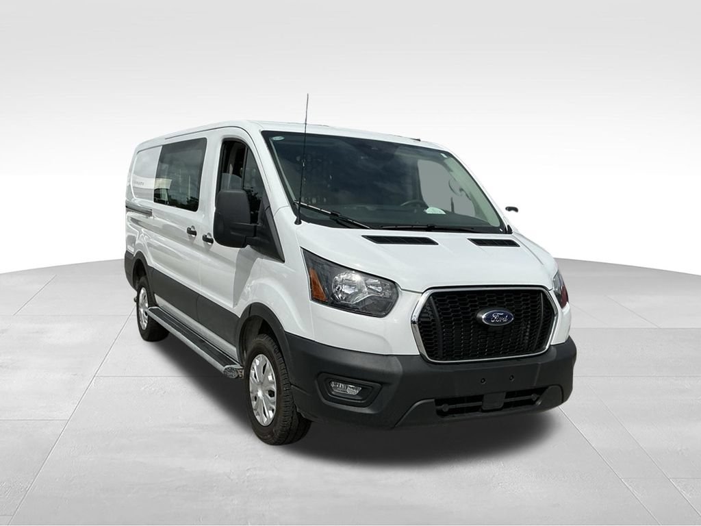 Certified 2025 Ford Transit 250 Low Roof w/ Exterior Upgrade Package RWD image 9