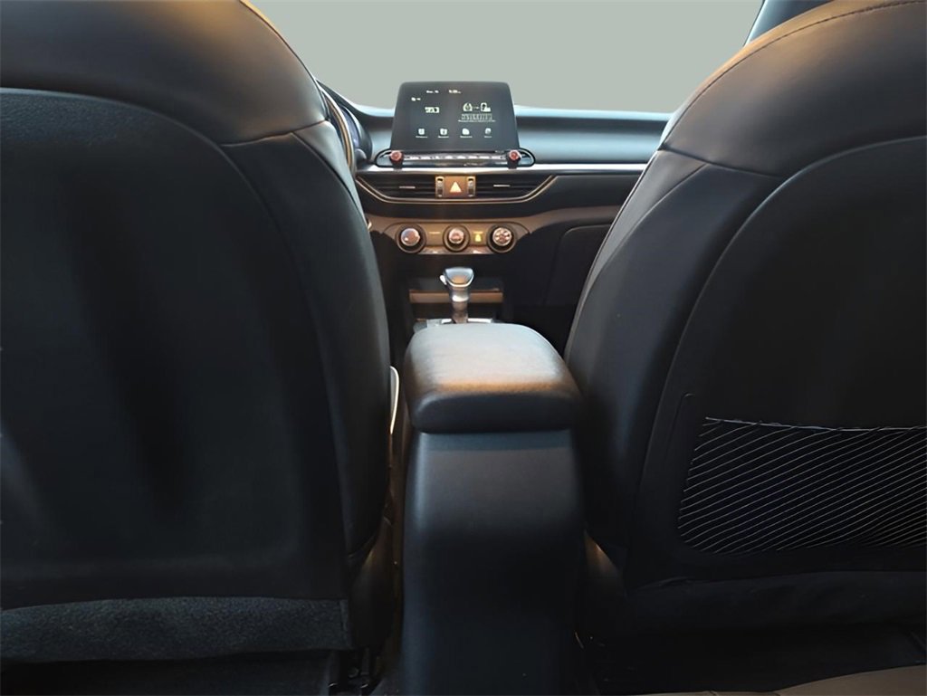 Used 2021 Kia Forte GT-Line image 27