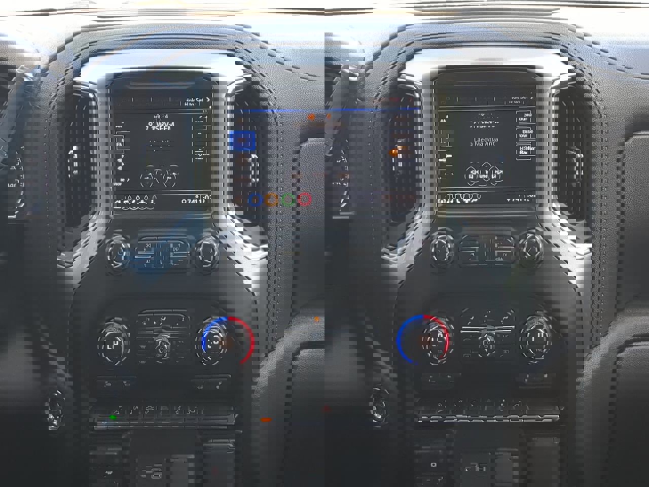 Used 2019 Chevrolet Silverado 1500 RST AWD/4WD image 16