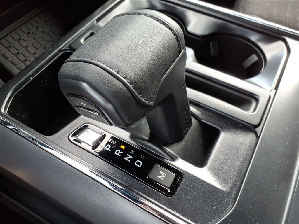 Certified 2025 Ford F150 XLT w/ Equipment Group 302A MID image 20