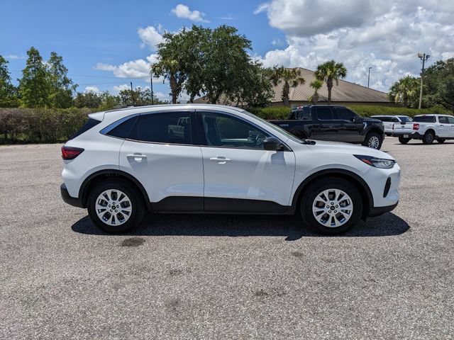 Certified 2024 Ford Escape Active FWD image 3