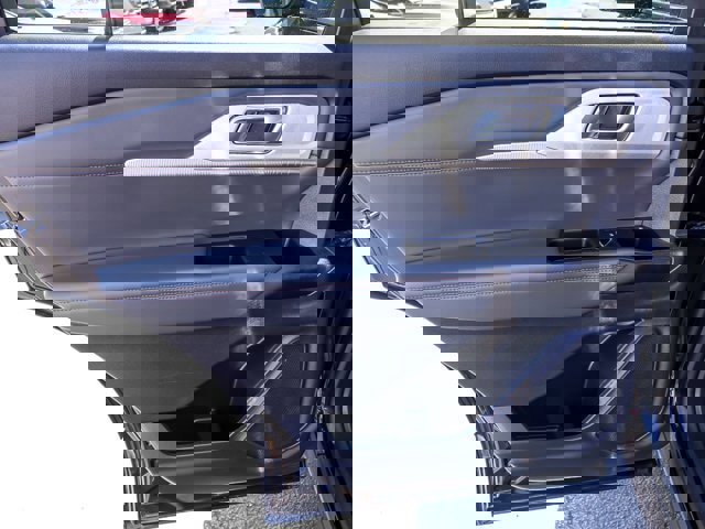 Certified 2025 Ford Explorer Active w/ Active Comfort Package image 24