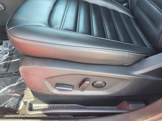Certified 2024 Ford Edge SEL w/ Convenience Package AWD/4WD image 16