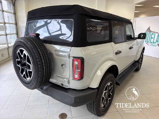 Certified 2026 Ford Bronco Outer Banks AWD/4WD image 9