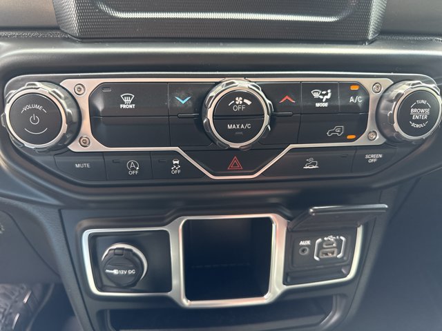 Used 2023 Jeep Wrangler Sport AWD/4WD image 15