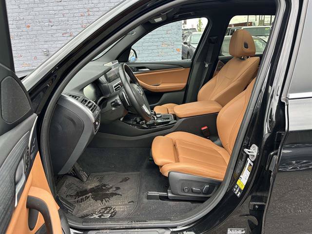 Used 2024 BMW X3 xDrive30i w/ Premium Package w/ZPA AWD/4WD image 13
