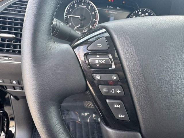 Used 2024 Nissan Armada SL w/ Cargo Package image 17