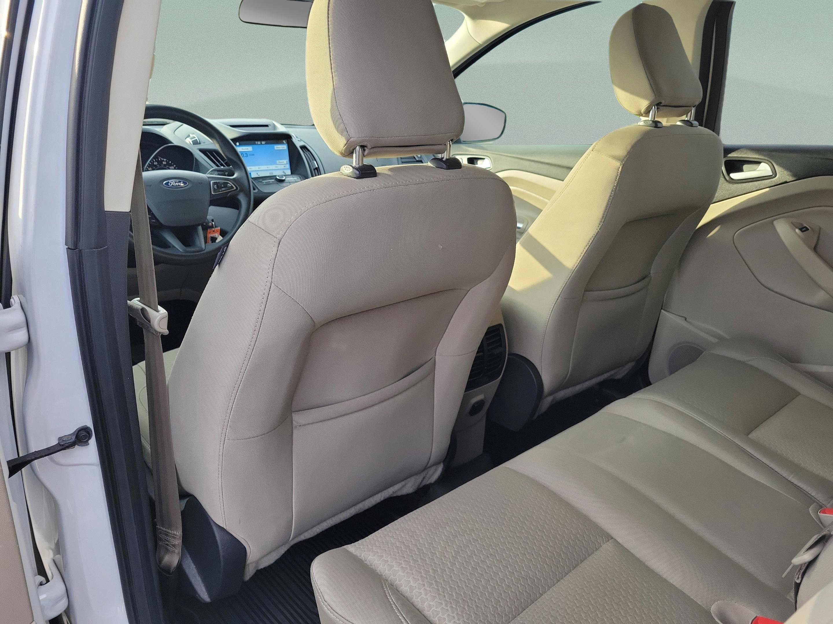 Certified 2018 Ford Escape SE w/ SE Sync 3 Package AWD/4WD image 11