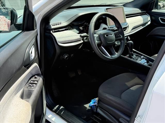 Used 2023 Jeep Compass Sport AWD/4WD image 10