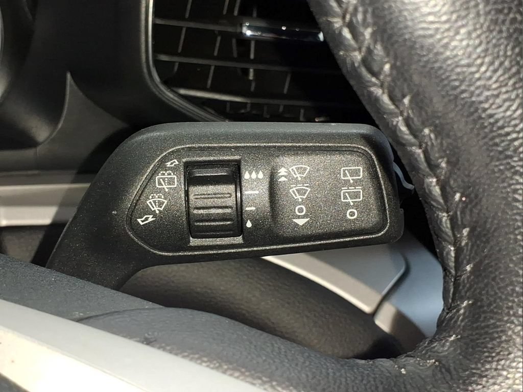 Certified 2023 Ford Explorer XLT w/ Equipment Group 202A AWD/4WD image 20