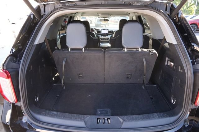 Certified 2023 Ford Explorer XLT w/ Equipment Group 202A AWD/4WD image 7