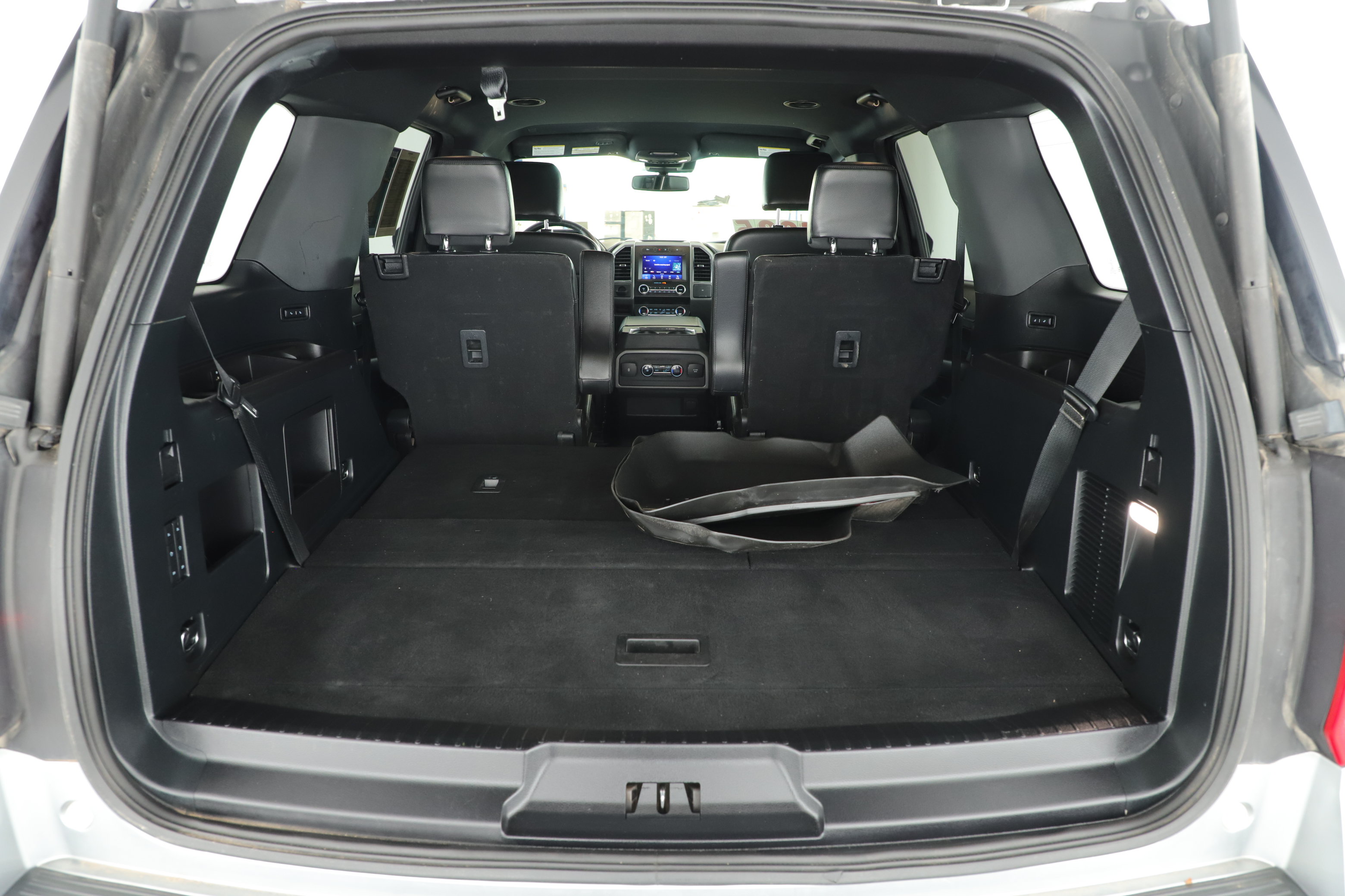 Certified 2021 Ford Expedition XLT RWD image 6
