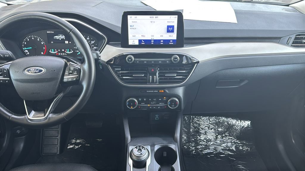 Certified 2022 Ford Escape SEL image 9