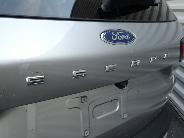 Certified 2023 Ford Escape Active AWD/4WD image 5
