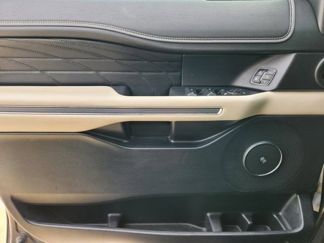 Certified 2019 Ford Expedition Platinum image 20