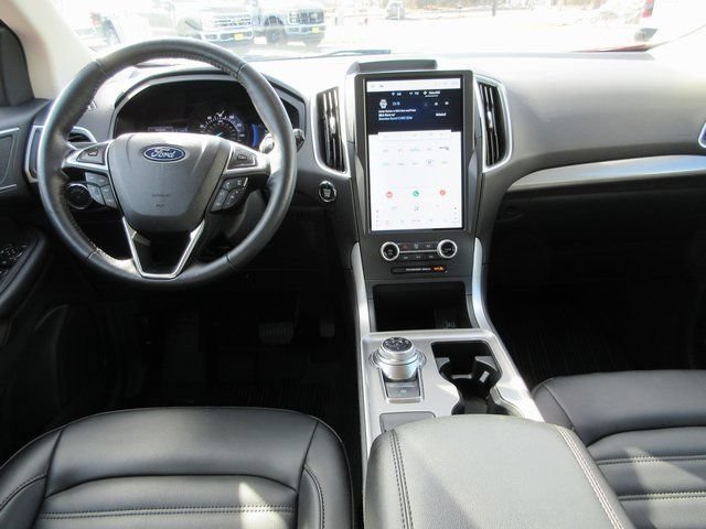 Certified 2024 Ford Edge SEL w/ Convenience Package AWD/4WD image 6