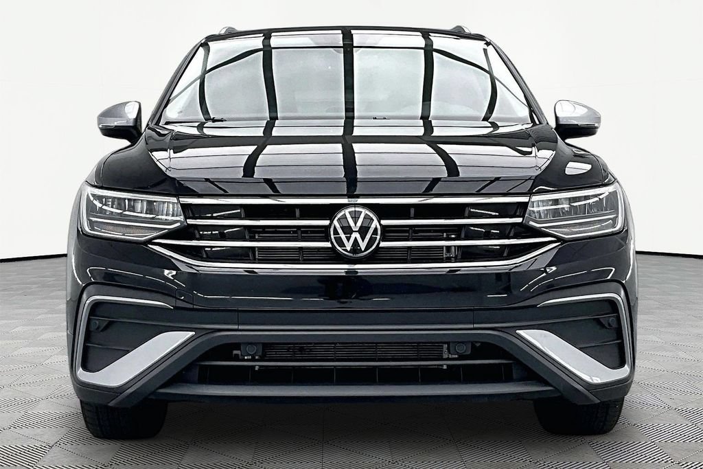 Used 2024 Volkswagen Tiguan Wolfsburg Edition w/ Panoramic Sunroof Package FWD image 3