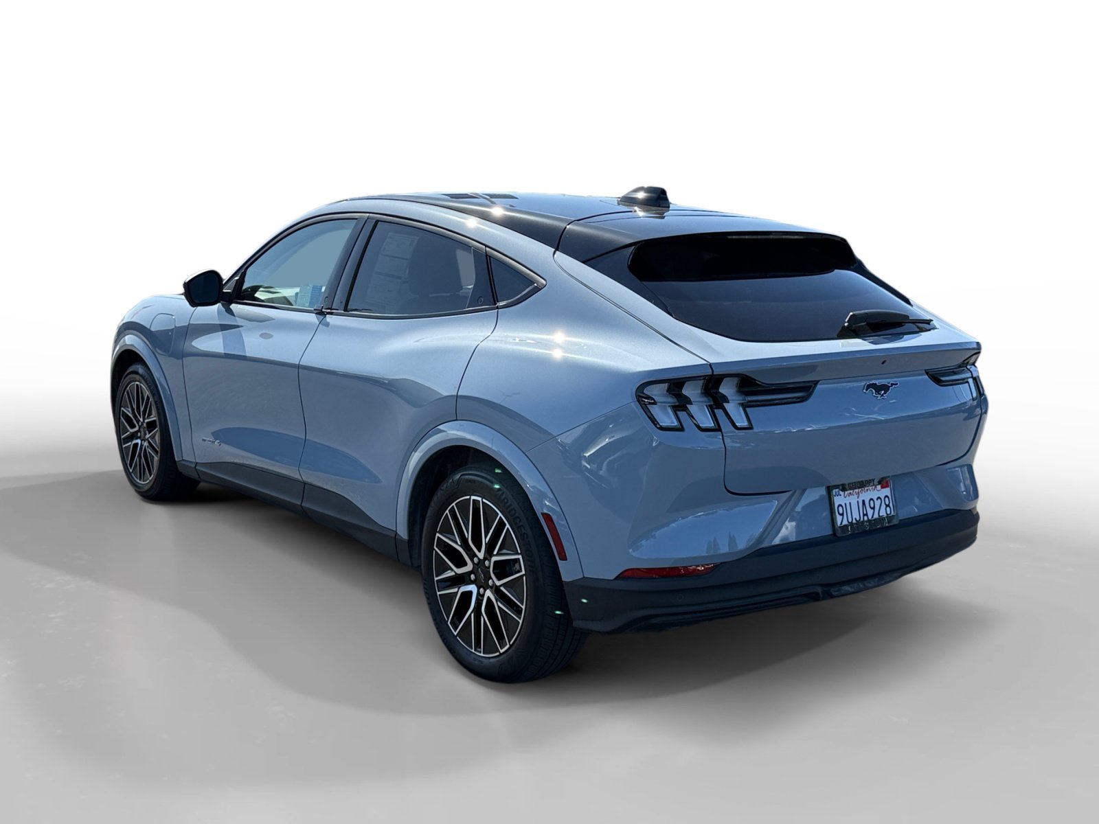 Certified 2025 Ford Mustang Mach-E Premium AWD/4WD image 3