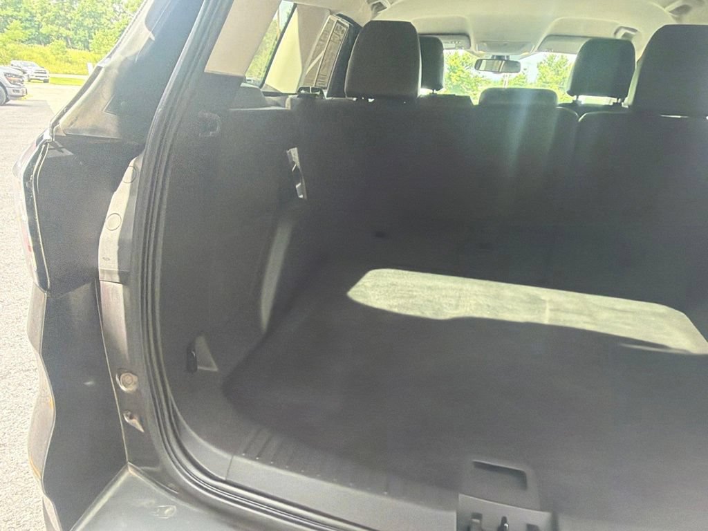 Certified 2017 Ford Escape Titanium AWD/4WD image 43