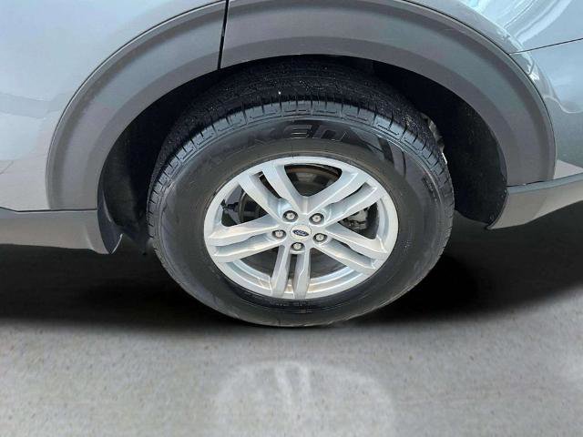 Certified 2024 Ford Explorer XLT w/ Equipment Group 202A AWD/4WD image 32