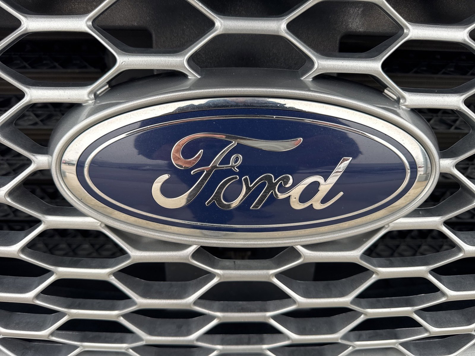 Certified 2024 Ford Edge SEL w/ Convenience Package image 12