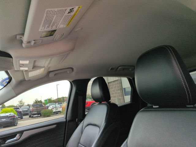 Certified 2023 Ford Escape Platinum AWD/4WD image 23