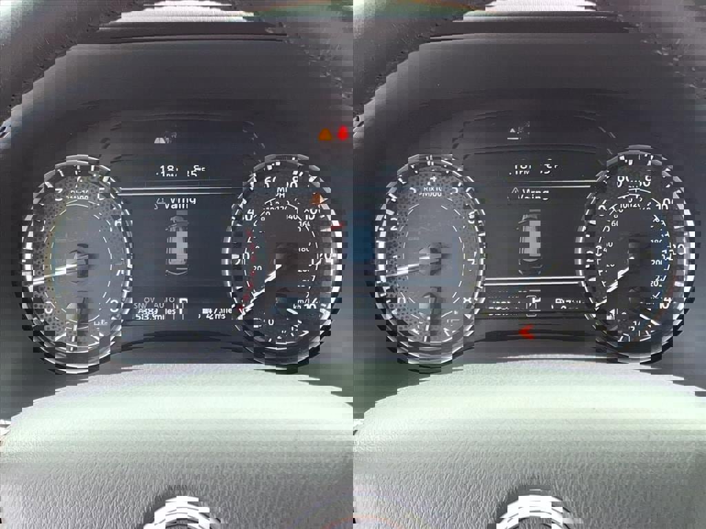 Used 2024 Nissan Armada SL w/ Captain's Chairs Package image 23