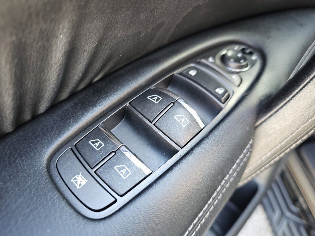 Used 2018 Nissan Armada SL w/ Premium Package image 28