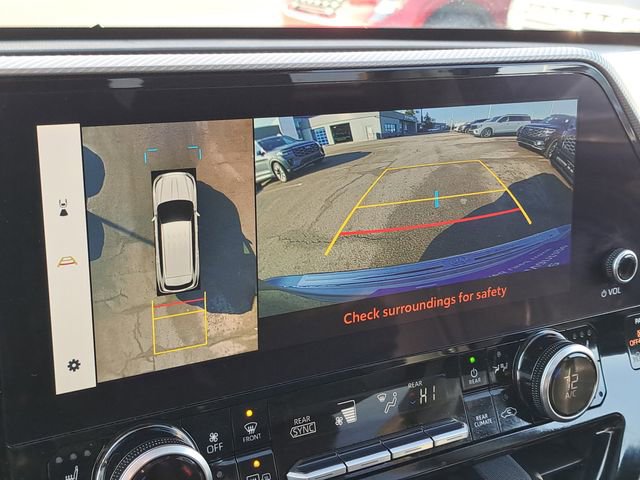 Used 2024 Toyota Highlander Platinum AWD/4WD image 17