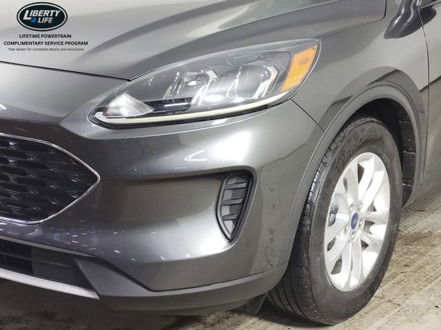 Certified 2020 Ford Escape SE image 9