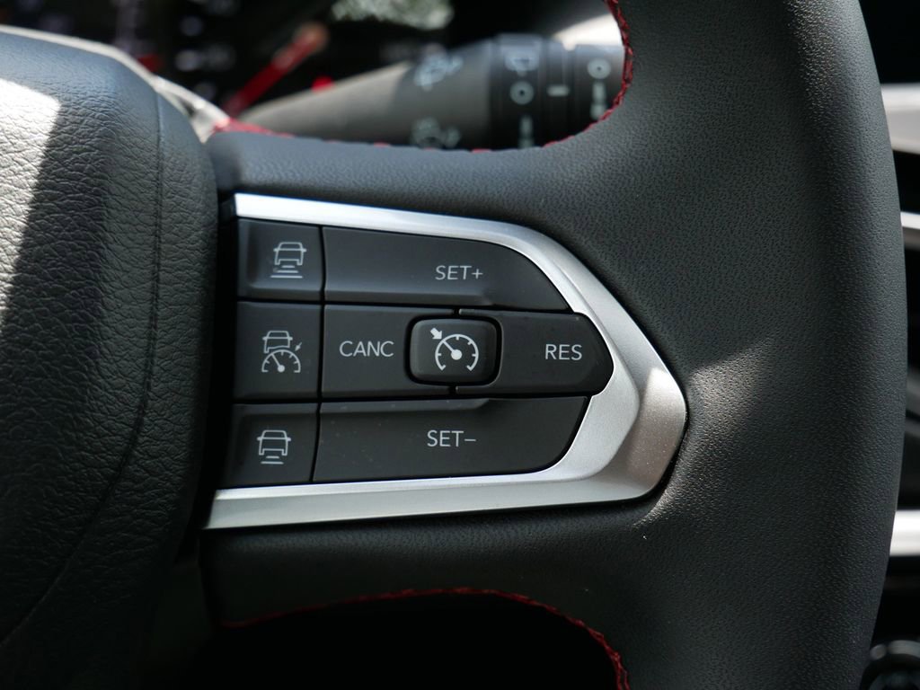 Used 2024 Jeep Compass Trailhawk AWD/4WD image 18