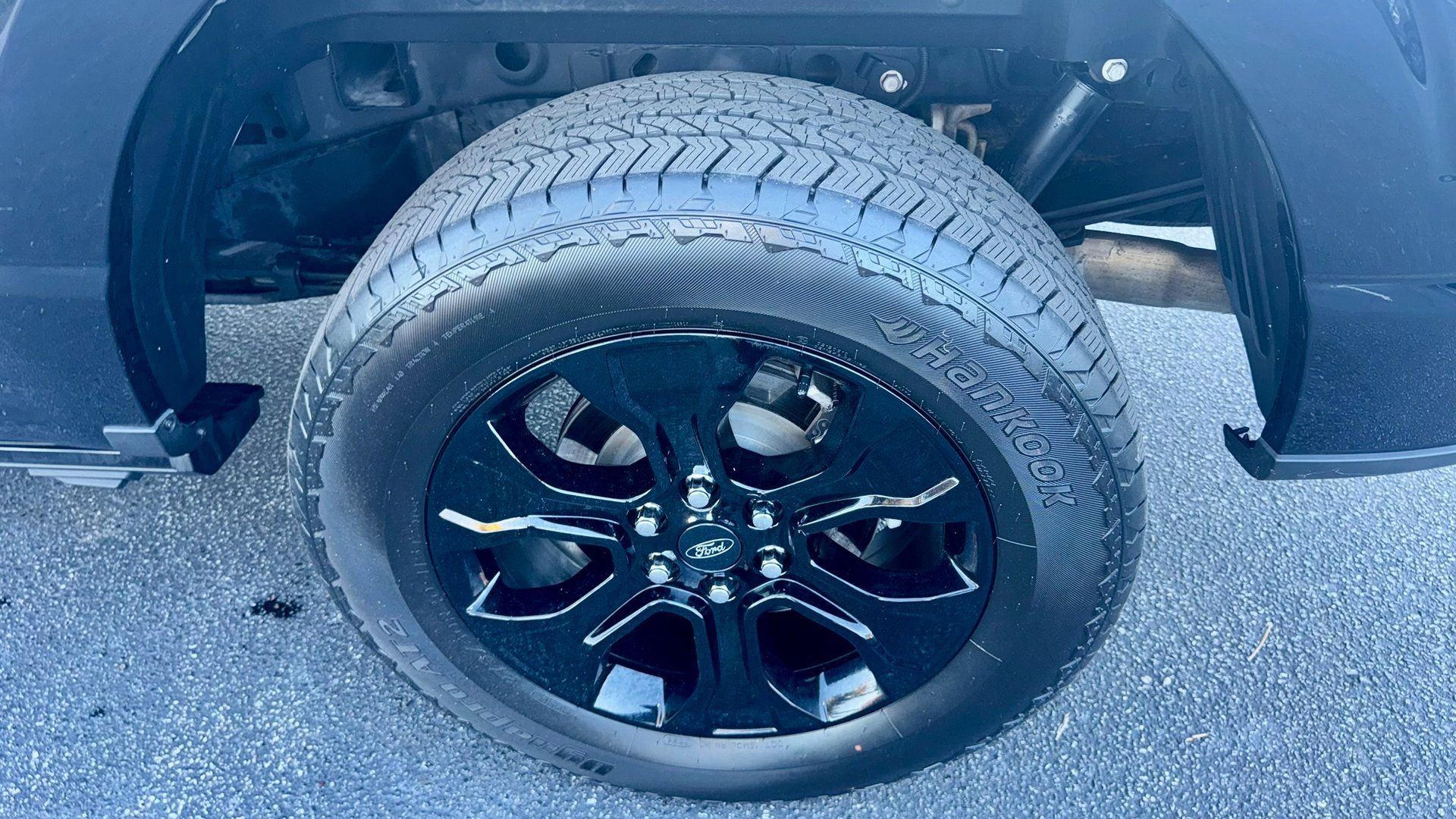 Certified 2023 Ford F150 Platinum w/ Equipment Group 701A High image 23