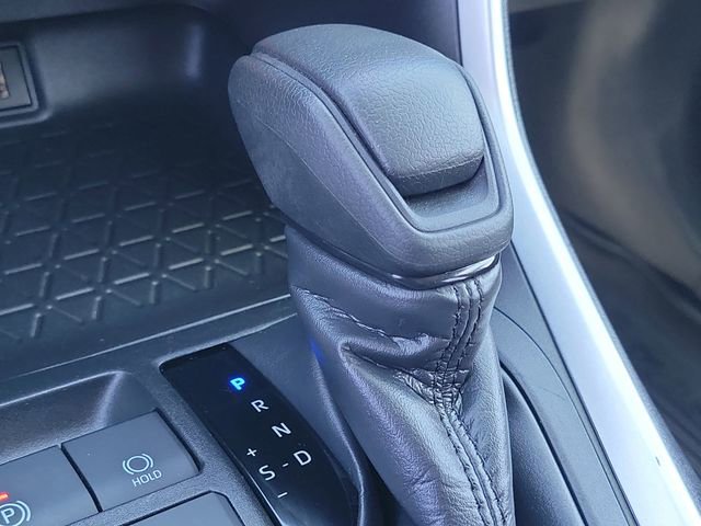 Used 2024 Toyota RAV4 LE AWD/4WD image 15